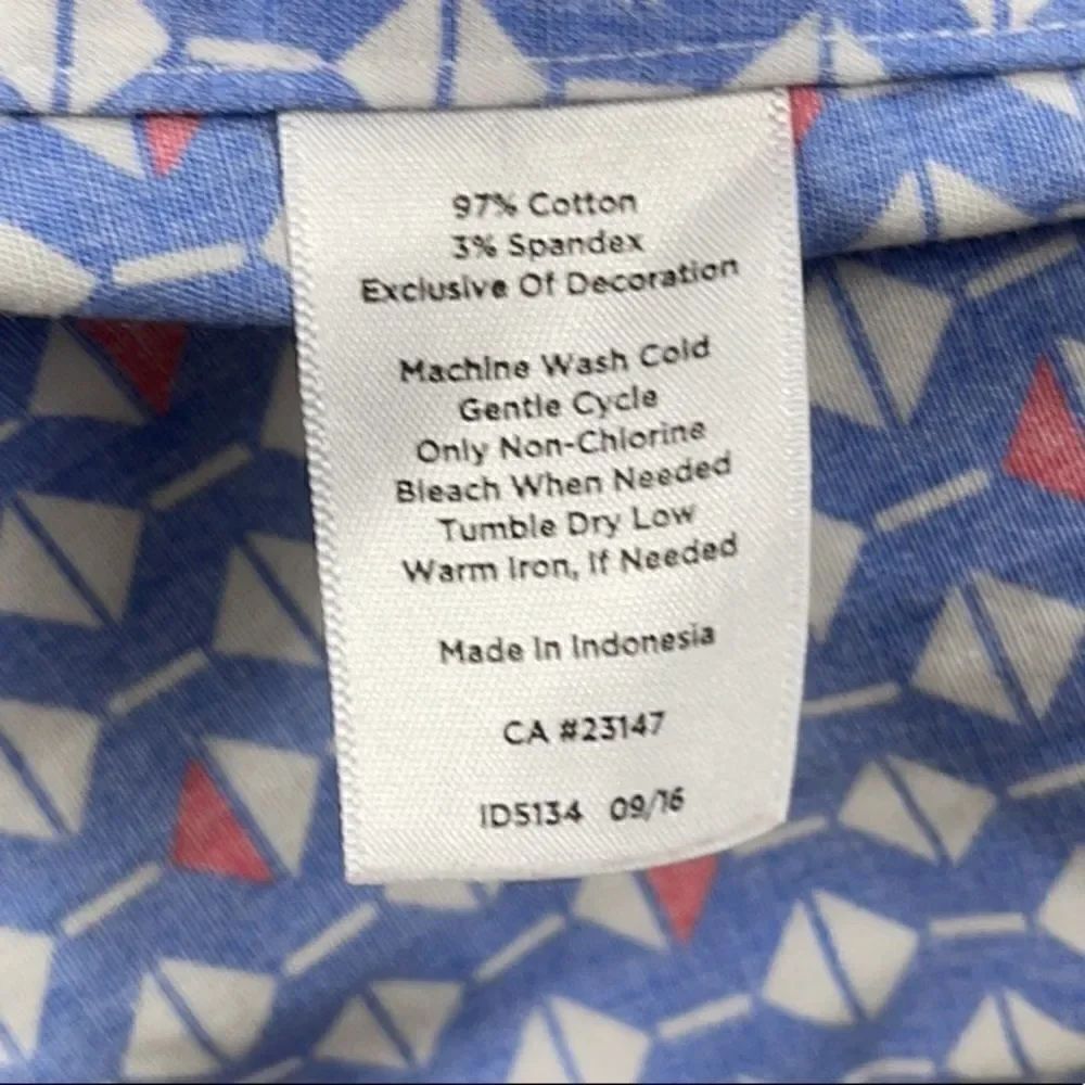 3For$20 Talbots Geometric Print Top Size: 14WP - Picture 6 of 6